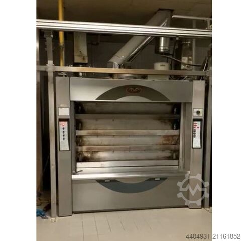 Vierofen mit 12 Öffnungen, befeuerbar mit Holz/Gas/Heizöl Mondial Forni MO-12-B