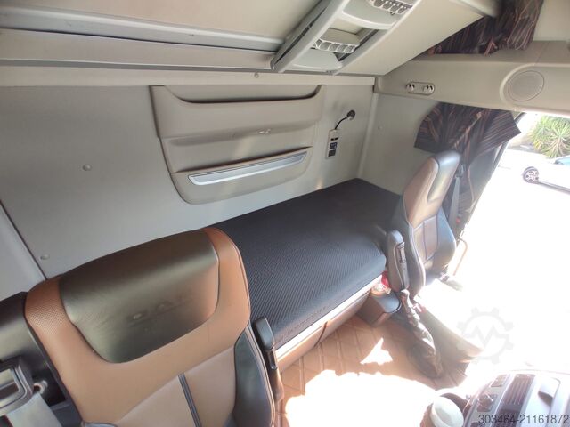 Sattelzugmaschine DAF XF 530 FT Presa di forza, Cambio MANUALE