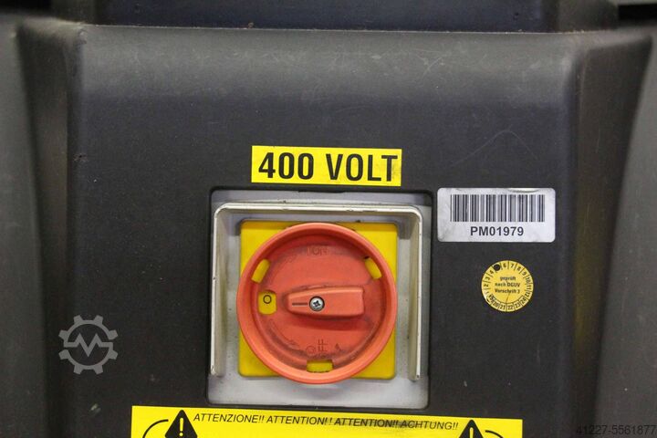 Industrial vacuum cleaners Nilfisk CTS22 H Z22