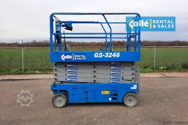 Scissor lift Genie GS-3246 | 2013
