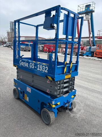 Scherenhebebühne Genie GS1932 - 7,80m Scherenarbeitsbühne