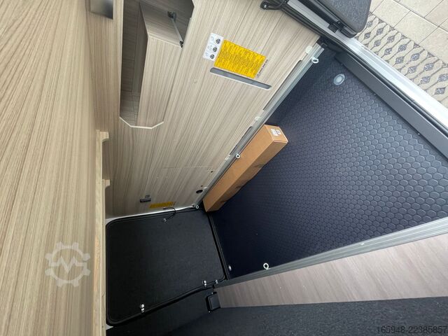 Teilintegriertes Wohnmobil ADRIA DL COMPACT 60Y JUBILEE | Face2Face+Automatik