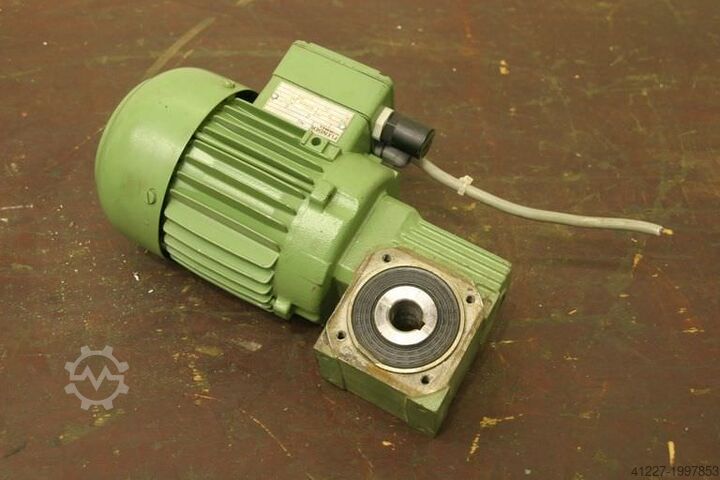 Geared motor 0.37 kW 137 rpm Flender Himmel SA07-M1C4