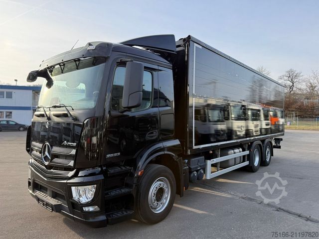 LKW mit Getränkeaufbau MERCEDES-BENZ ANTOS 2533 L Getränkekoffer 8,20 m LBW 2 T*LENK