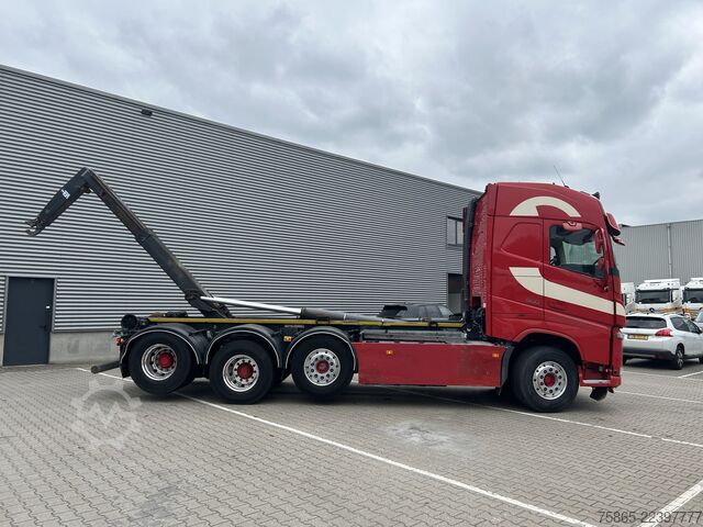 Hook arm system Volvo FH 500 Globetrotter 8x2 Tridem / VDL Hook 25 To...