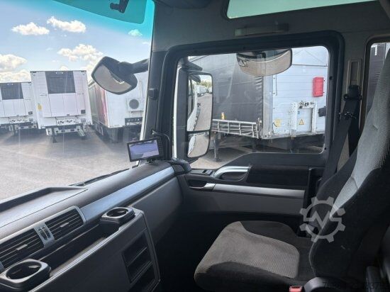 Swap body truck MAN TGX 26.470 XXL, 6X2, LIFTACHSE, EURO6,INTARDER,