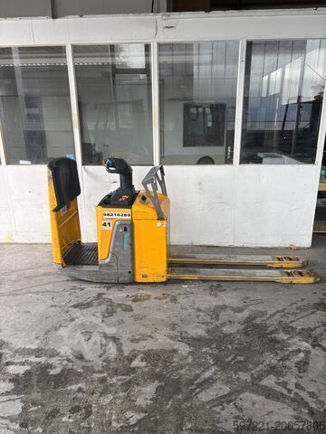 Electric Pallet Trucks Jungheinrich ERE  120 FP Lithium 1600mm