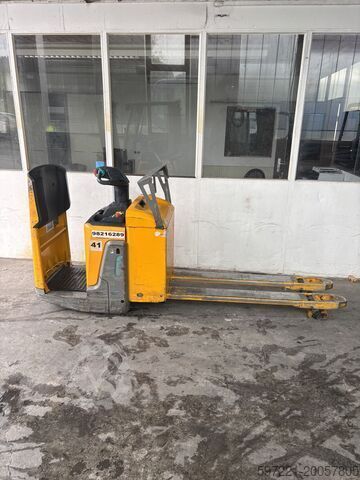 Electric Pallet Trucks Jungheinrich ERE  120 FP Lithium 1600mm