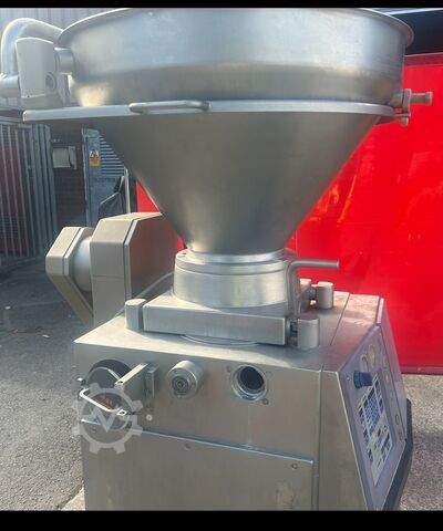 Meat processing machine Handtmann VF80-160