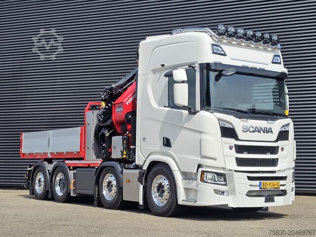 Standard-SZM Scania R590 V8 8x2 / HMF 9520 CRANE - JIB - WINCH / TR...