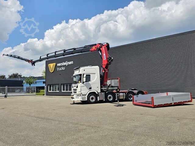 Standard-SZM Scania R590 V8 8x2 / HMF 9520 CRANE - JIB - WINCH / TR...