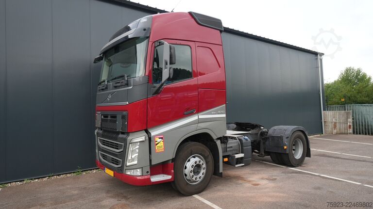 Hazardous substances Volvo FH 420 ADR tractor unit