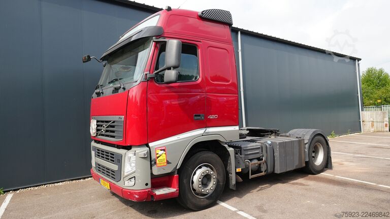 Hazardous substances Volvo FH 420 ADR tractor unit euro 5 PTO