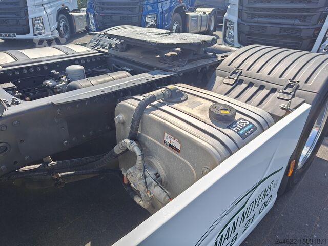 Tractor with chicken hydraulics Ford Truck F-Max L