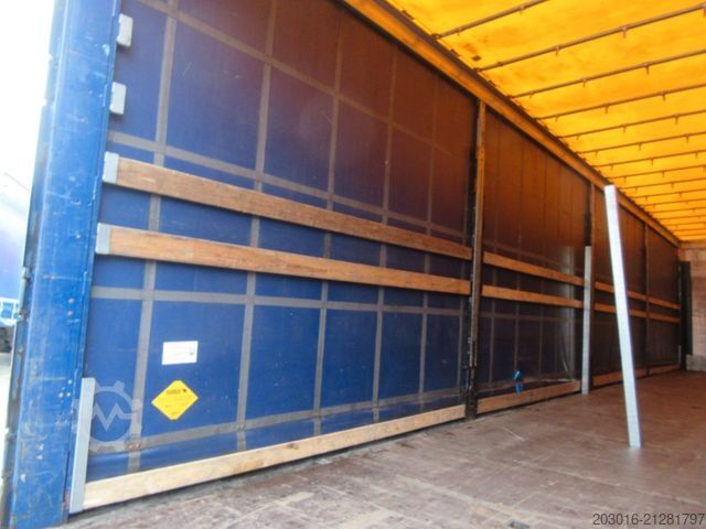 Open semitrailer with tarp SCHMITZ CARGOBULL Mega Varios 80% Bremse / 60% Reifen