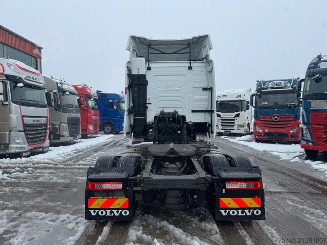 Volumen SZM VOLVO FH 460 * FLACHDACH * VOLUMEN * 1. HAND * TOP *