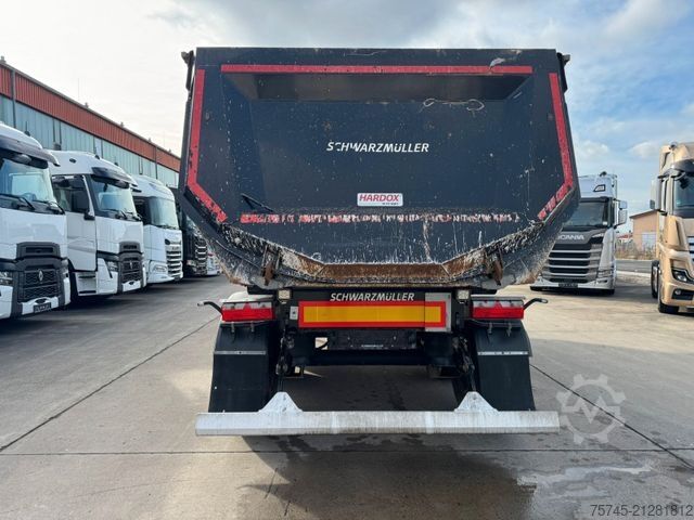 Kipper Auflieger SCHWARZMÜLLER SK * 2 X LIFTACHSE * HARDOX * SCHUBACHSE VON SAF