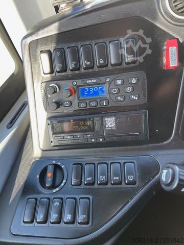 Reisebus TEMSA MD 9  /  Midibus  /  9,5 m  /  wie neu