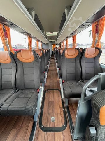 Reisebus TEMSA MD 9  /  Midibus  /  9,5 m  /  wie neu