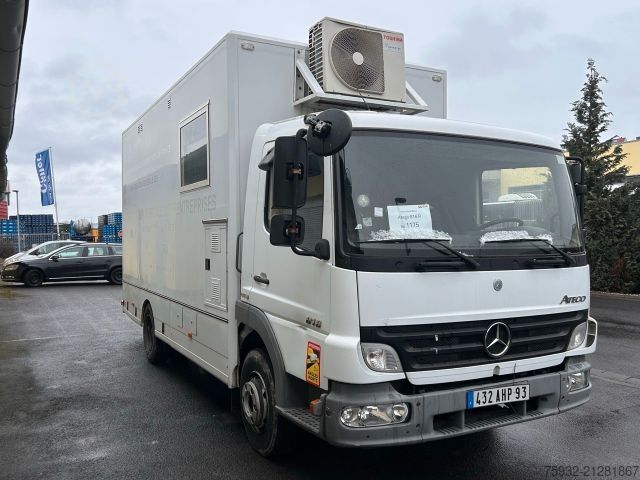 Box van MERCEDES-BENZ Atego 816 R - Koffer, Arztpraxis, Eventfahrzeug