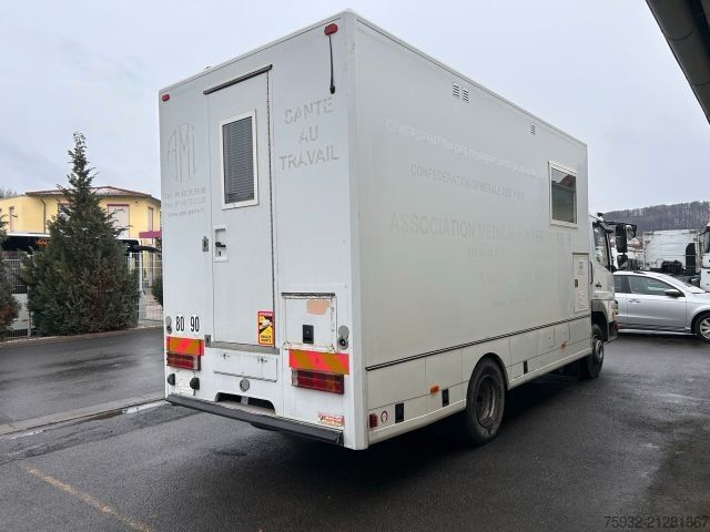 Box van MERCEDES-BENZ Atego 816 R - Koffer, Arztpraxis, Eventfahrzeug