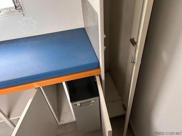 Box van MERCEDES-BENZ Atego 816 R - Koffer, Arztpraxis, Eventfahrzeug