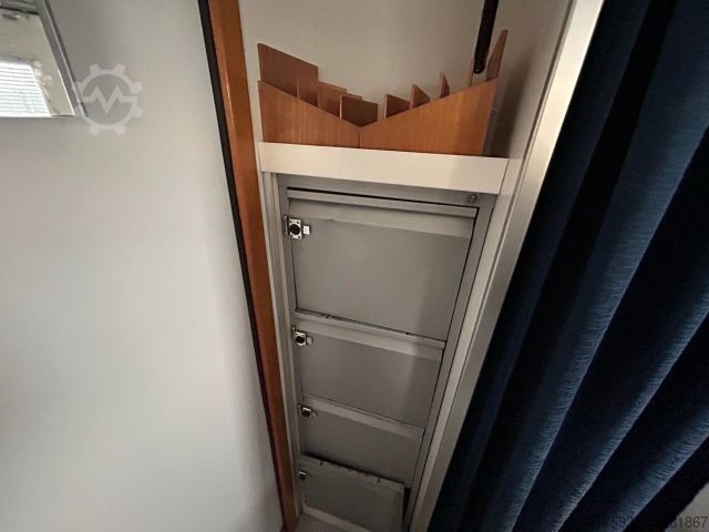 Box van MERCEDES-BENZ Atego 816 R - Koffer, Arztpraxis, Eventfahrzeug