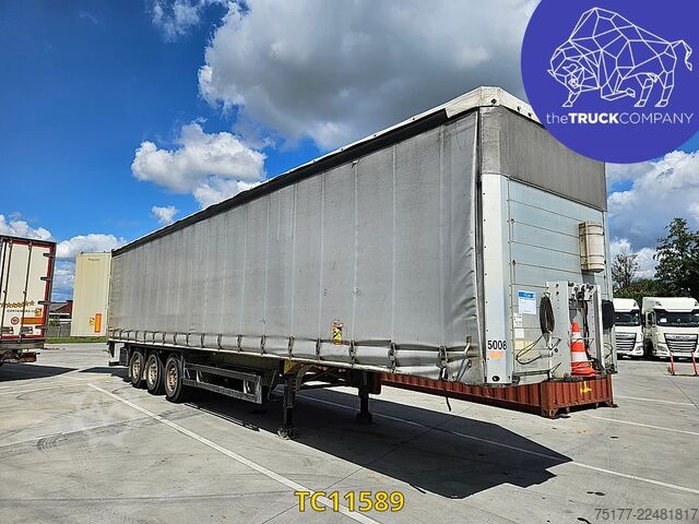Sliding tarpaulins Schmitz Cargobull 
