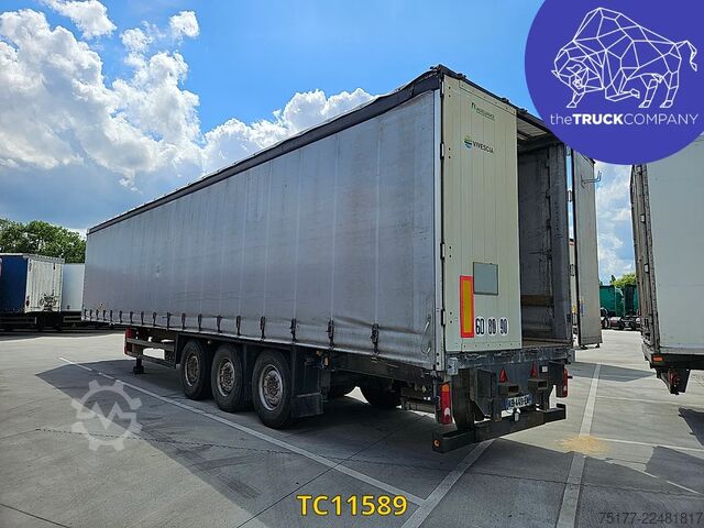 Sliding tarpaulins Schmitz Cargobull 