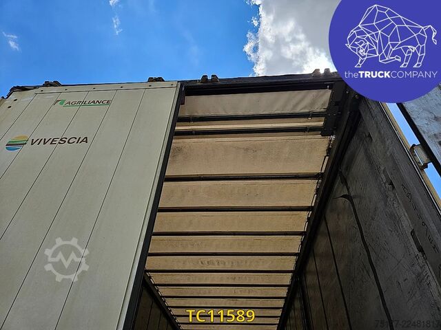 Sliding tarpaulins Schmitz Cargobull 