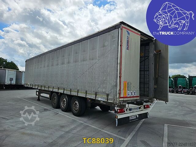 Sliding tarpaulins Schmitz Cargobull 
