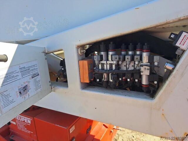 Aerial platform Teupen LEO 36 T