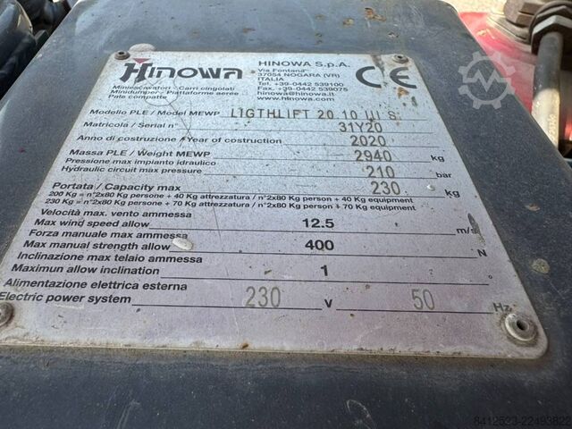 Articulated boom lift Hinowa Lightlift 20.10