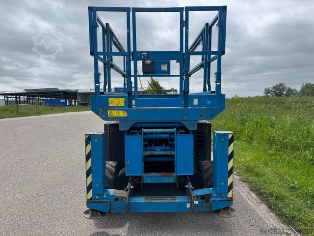 Scissor lift Genie GS 2669 RT