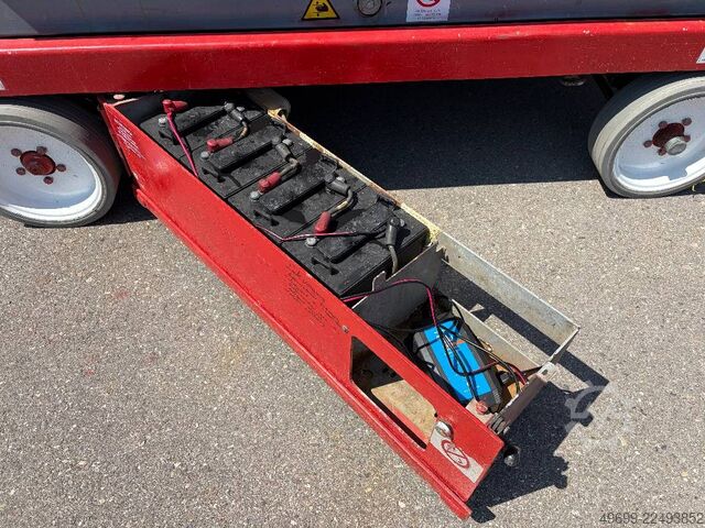 Scissor lift SkyJack SJ 4626 9,90m Scherenarbeitsbühne