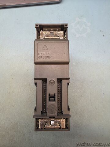 Control unit Siemens 6ES7 334-0CE01-0AA0