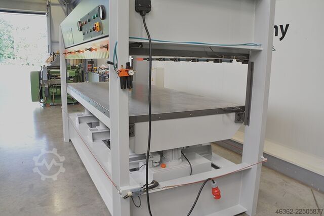 Veneer press Sormec 3000x1300 wodna