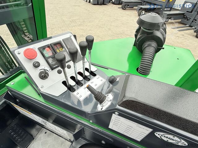 Four-way forklift Combilift CB3000 / TRIPLEX 4900MM / FREE LIFT