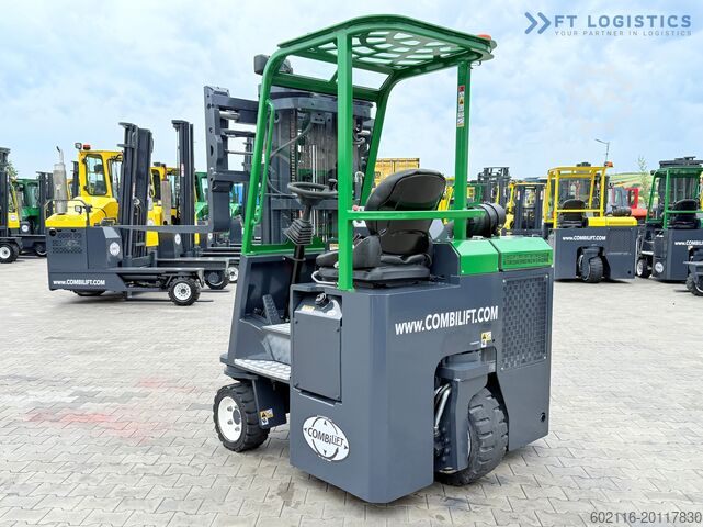 Four-way forklift Combilift CB3000 / TRIPLEX 4900MM / FREE LIFT
