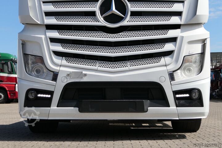 Standard tractor unit MERCEDES-BENZ Actros 1851 GigaSpace Retarder XL-Tank Euro 6