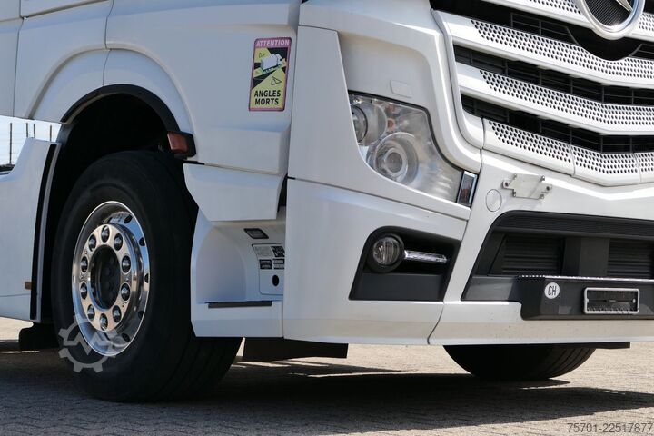 Standard tractor unit MERCEDES-BENZ Actros 1851 GigaSpace Retarder XL-Tank Euro 6