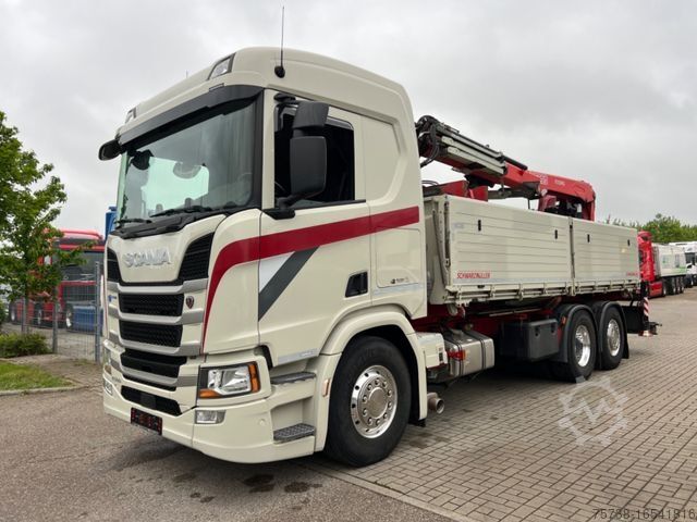 Autokran SCANIA R500 Baustoff /2-Seiten-Kipper/Kran Fassi 215