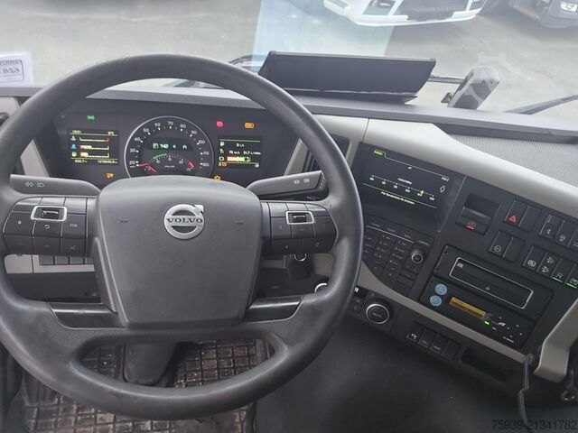 Tanker truck Volvo FM 460 6x2