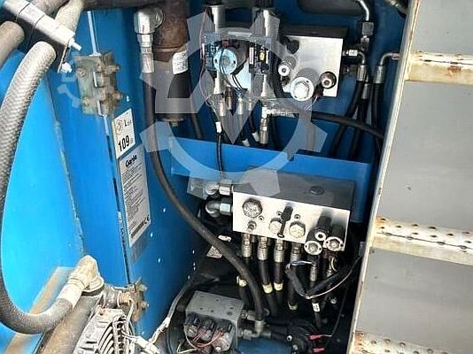 Lifting platform Genie GS 4390