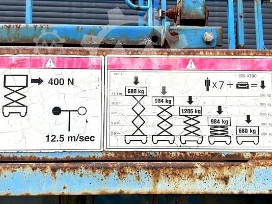 Lifting platform Genie GS 4390