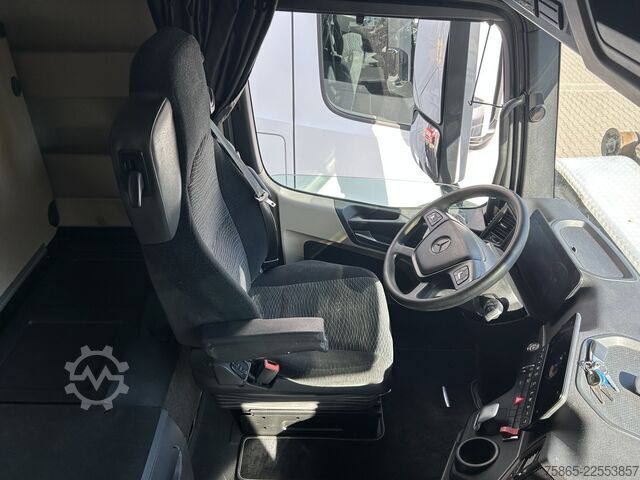 Standard tractor Mercedes-Benz Actros 1845 Gigaspace / Tacho V2 / 503 dkm / Bl...