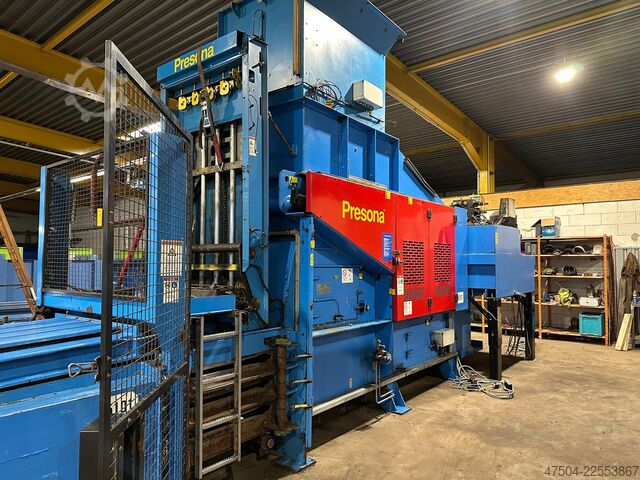 Channel baling press Presona LP 85 VH2