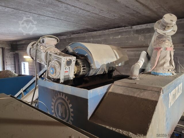 Concrete block - manufacturing plant LM and Metalika 