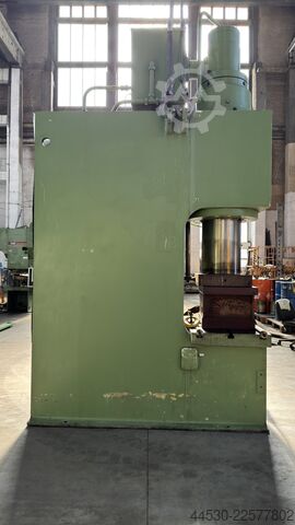 Hydraulic press WMW-ZEULENRODA PYE 250 S 1 M