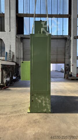 Hydraulic press WMW-ZEULENRODA PYE 250 S 1 M